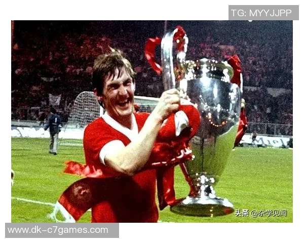 足球史上最燃球星的传奇瞬间与不朽荣耀分析